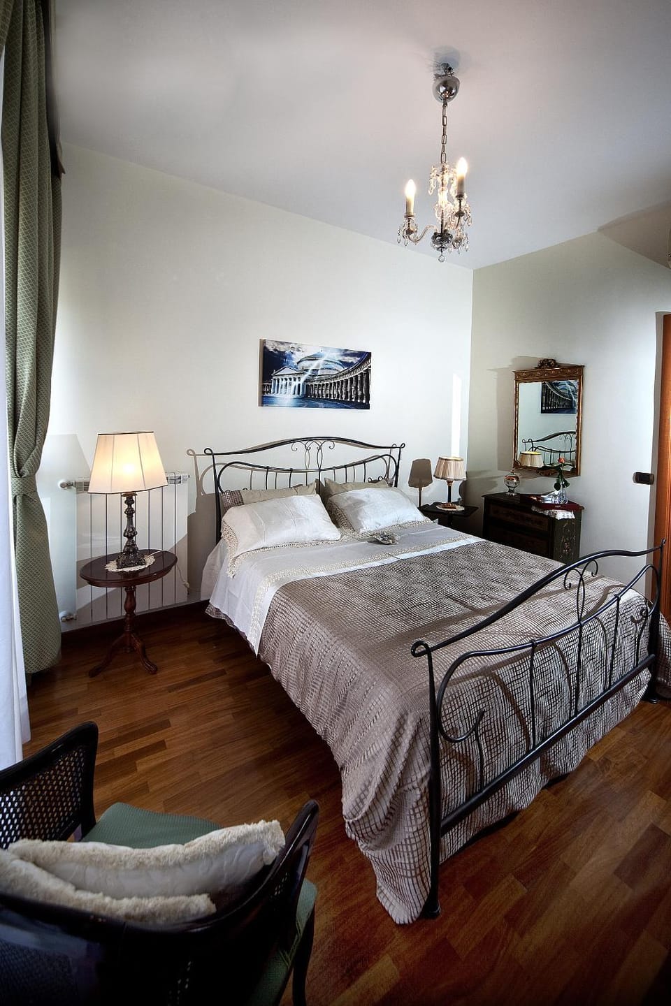 Photo of the whole room, Decorative detail, Bedroom, Area and facilities