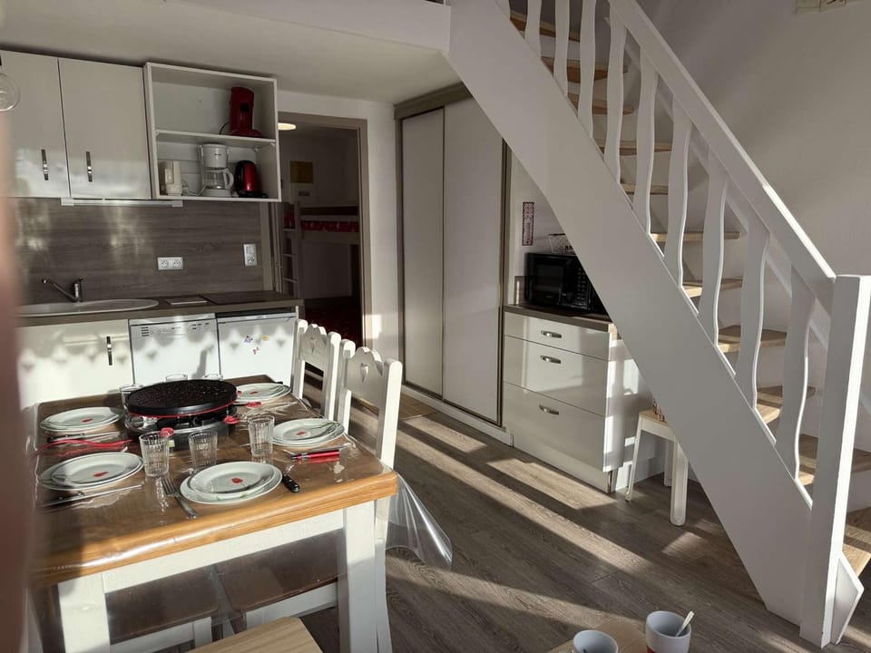 Studio aux Saisies 6 pers. proche commerces, balcon sud - FR-1-594-313 Apartment in Haute-Savoie