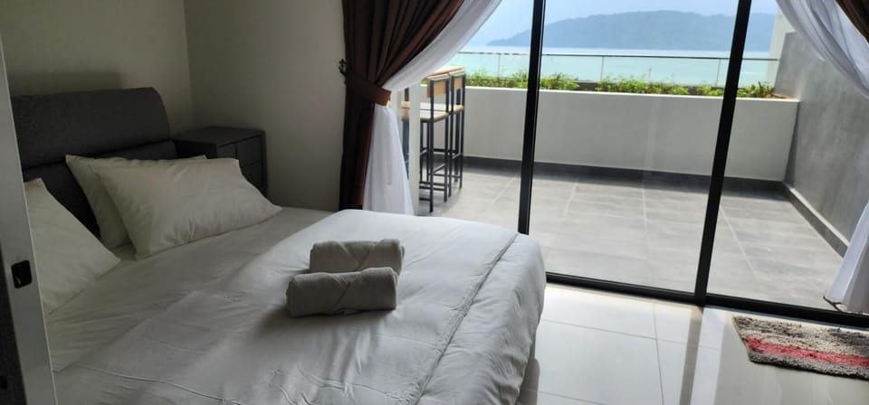 Bed, Natural landscape, View (from property/room), Balcony/Terrace, Photo of the whole room, Bedroom