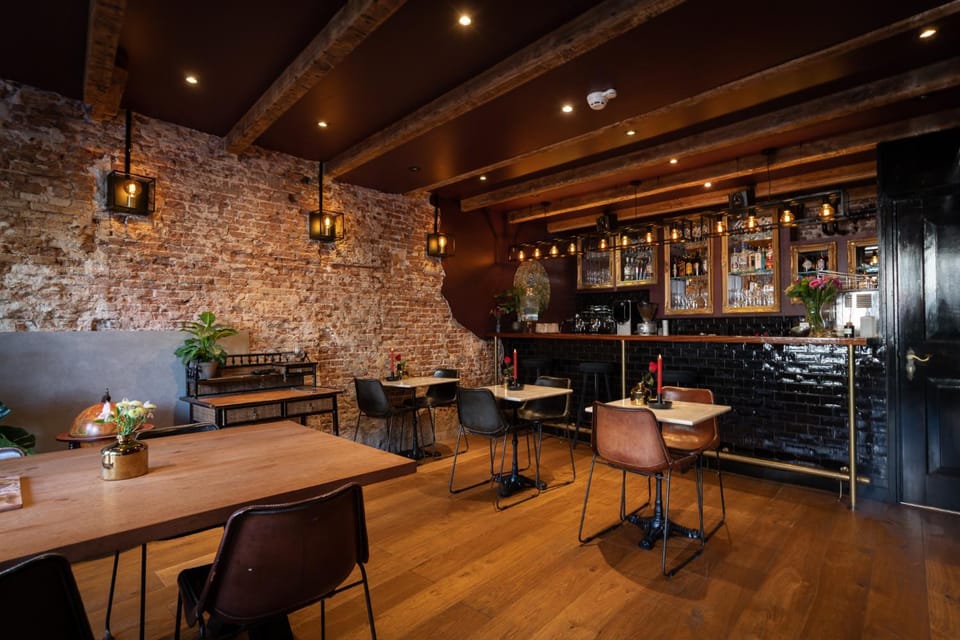 Lounge or bar