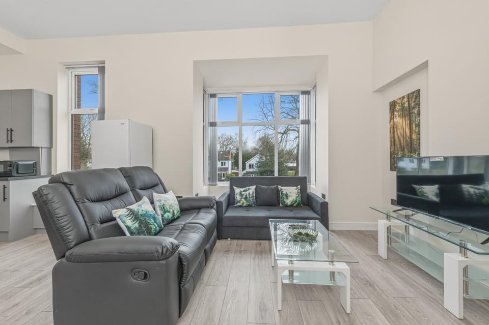 TV and multimedia, Kitchen or kitchenette, Living room