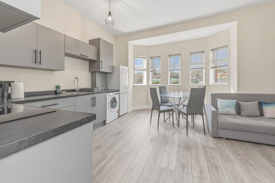 Kitchen or kitchenette, Living room