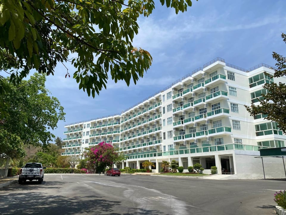 Ocean Vista Căn Hộ Nghỉ Dưỡng Cao Cấp Apartment in Phan Thiet