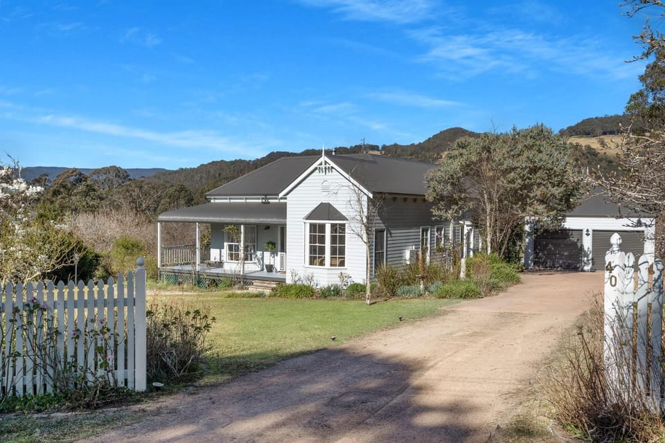 Hygge House House in Barrengarry