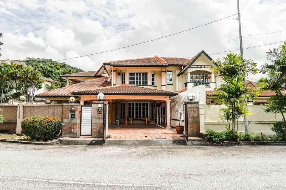 Facade/entrance, Neighbourhood, Street view