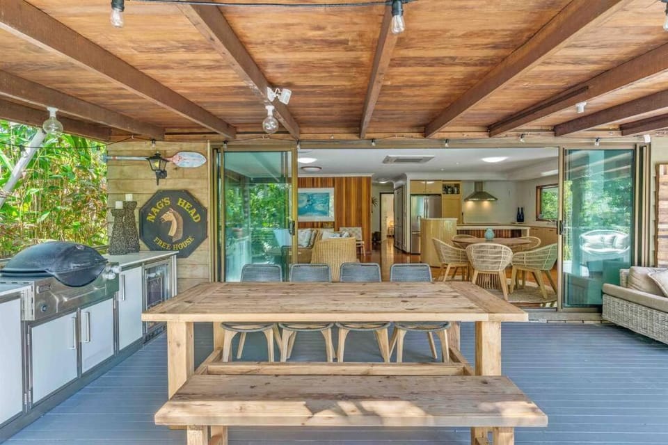 Patio, Seating area