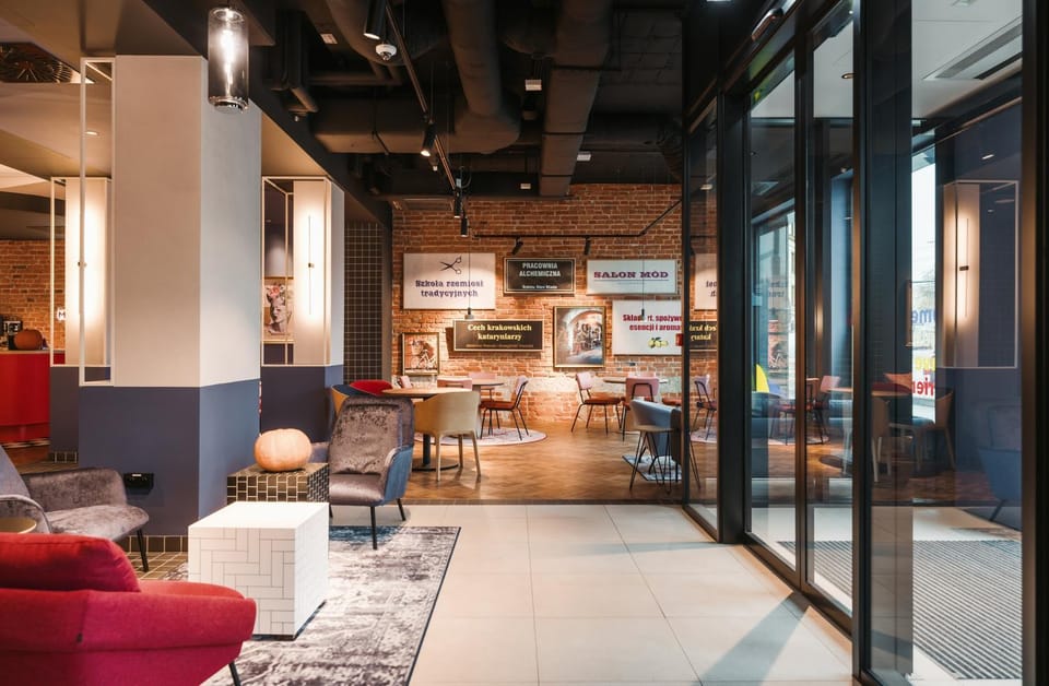 Lounge or bar