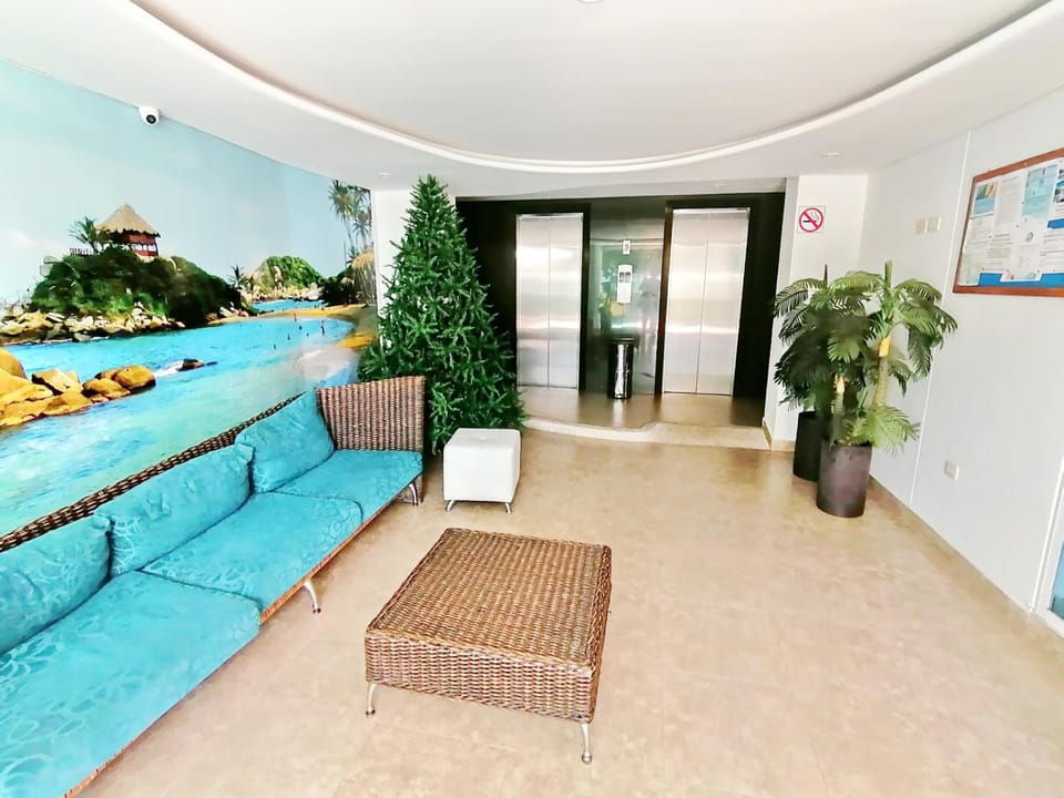 Living room, Lobby or reception