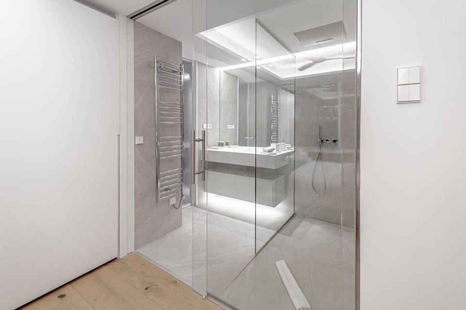 Shower, Bathroom