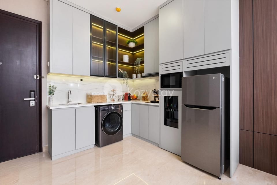 Kitchen or kitchenette
