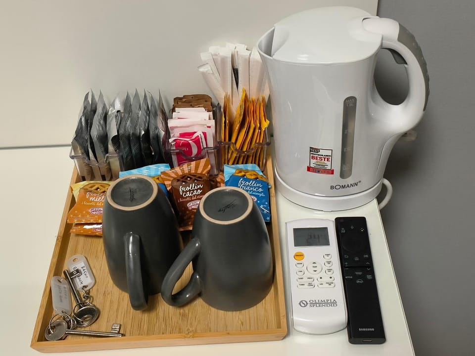 Coffee/tea facilities