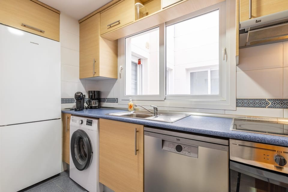 Kitchen or kitchenette, Living room