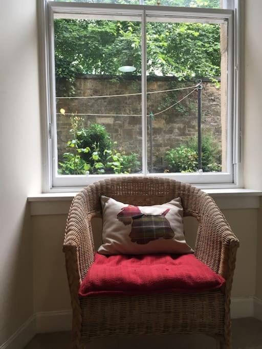 Caledonian - Charming Central 1 Bed Flat Apartment in Edinburgh