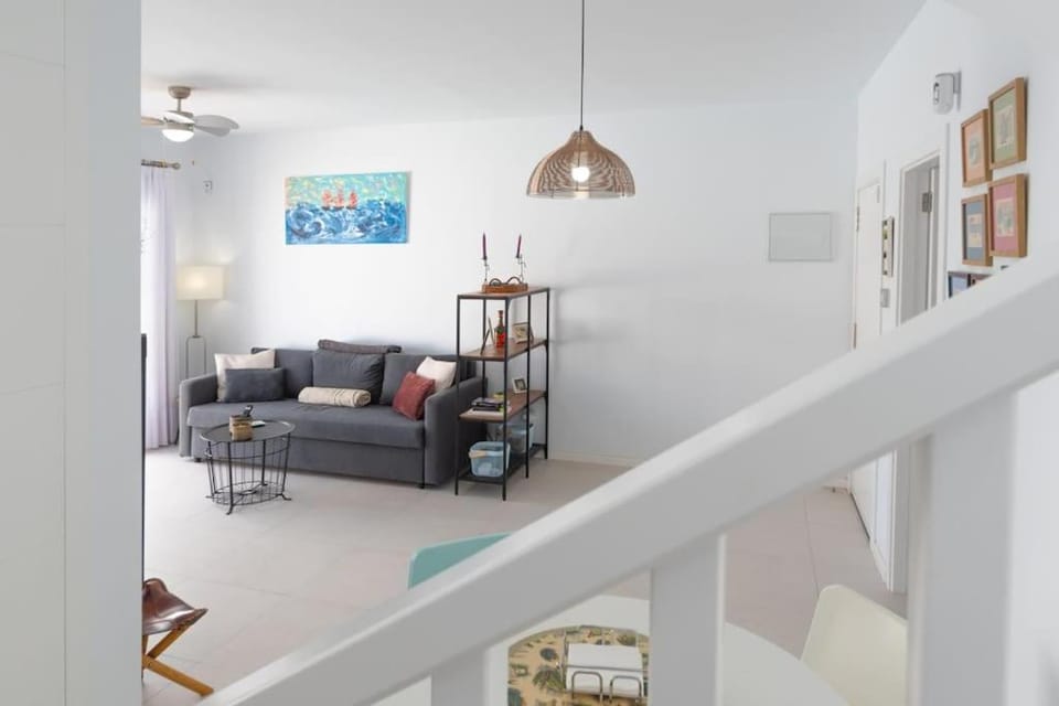 Casa Lolalo - Modern Villa with pool, 15min walk to Marina Rubicón House in Playa Blanca