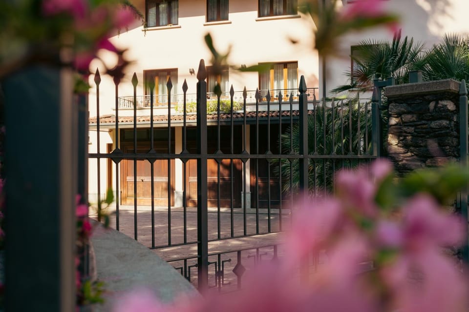 Property building, Balcony/Terrace