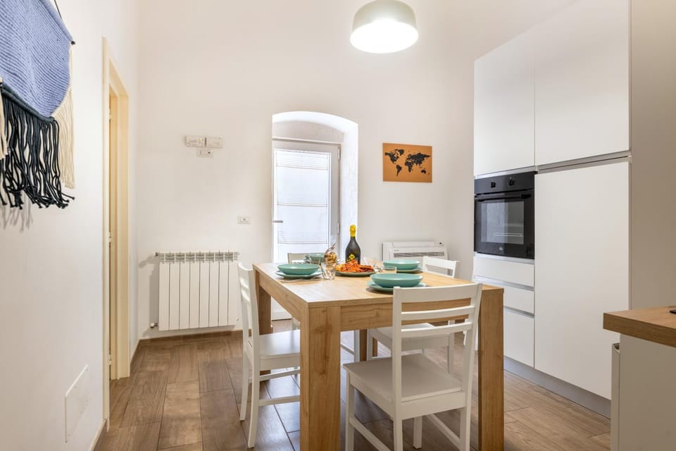 Food and drinks, Dining area, oven, stove