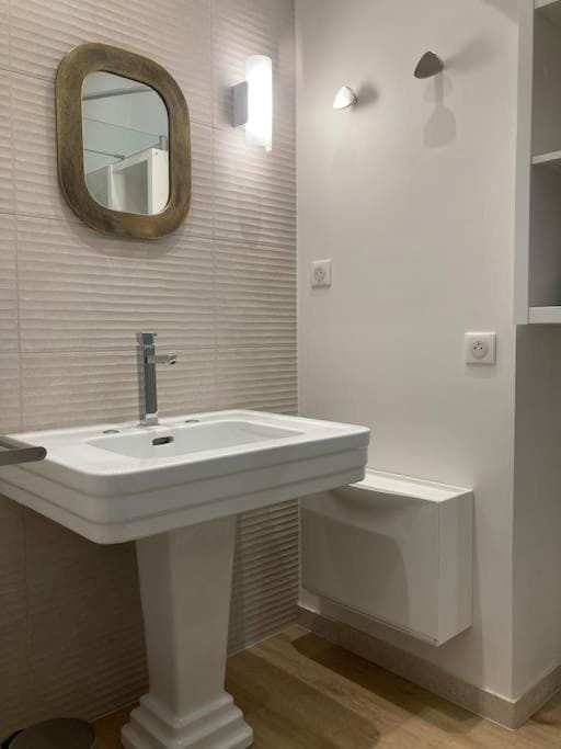 CHACHACHA appartement de charme, calme,balcon 5pers 4étoiles, patio Apartment in Mulhouse