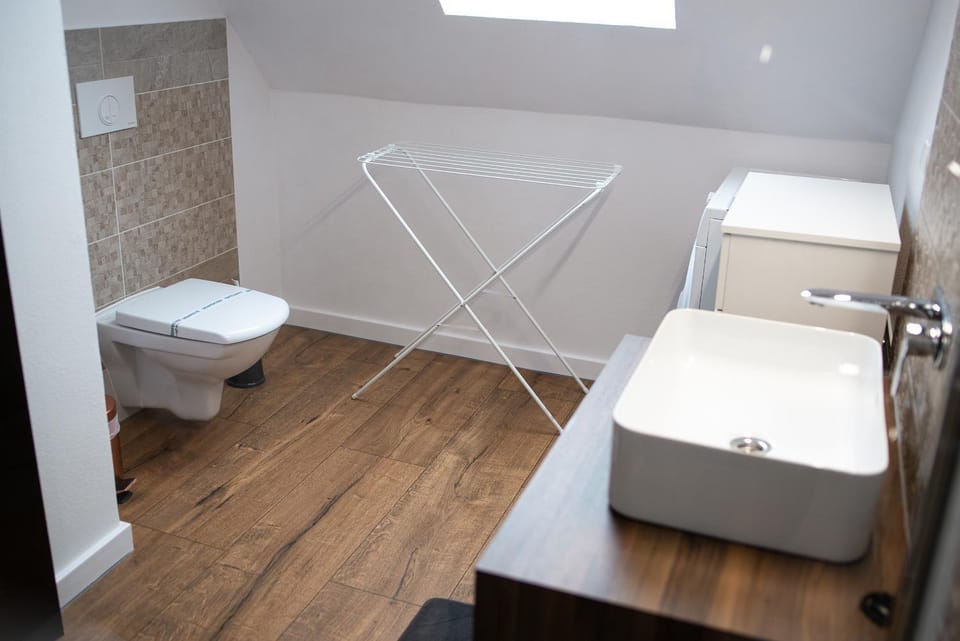 Toilet, Bathroom
