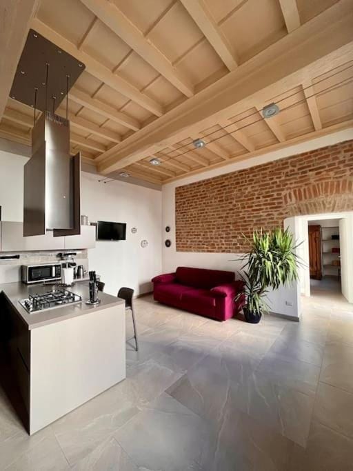 TV and multimedia, Kitchen or kitchenette, Living room, Dining area