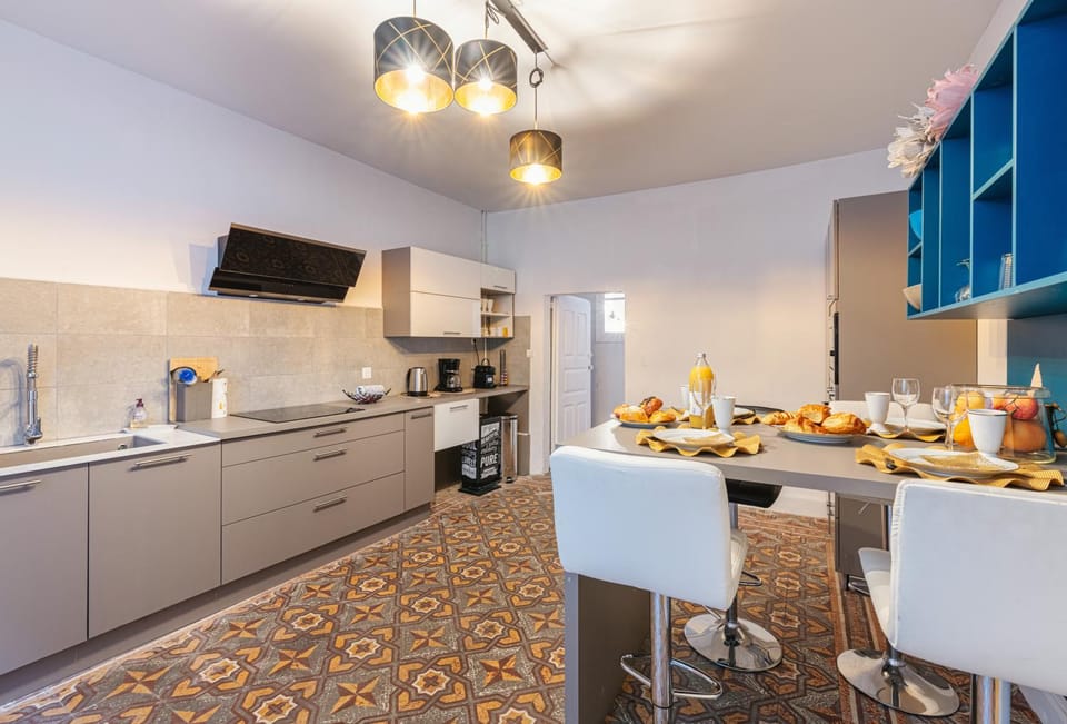 Appartement immeuble le bringer 180m2 Apartment in Auvergne-Rhône-Alpes