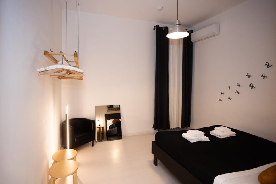 Bed, Photo of the whole room, Bedroom, towels, air conditioner
