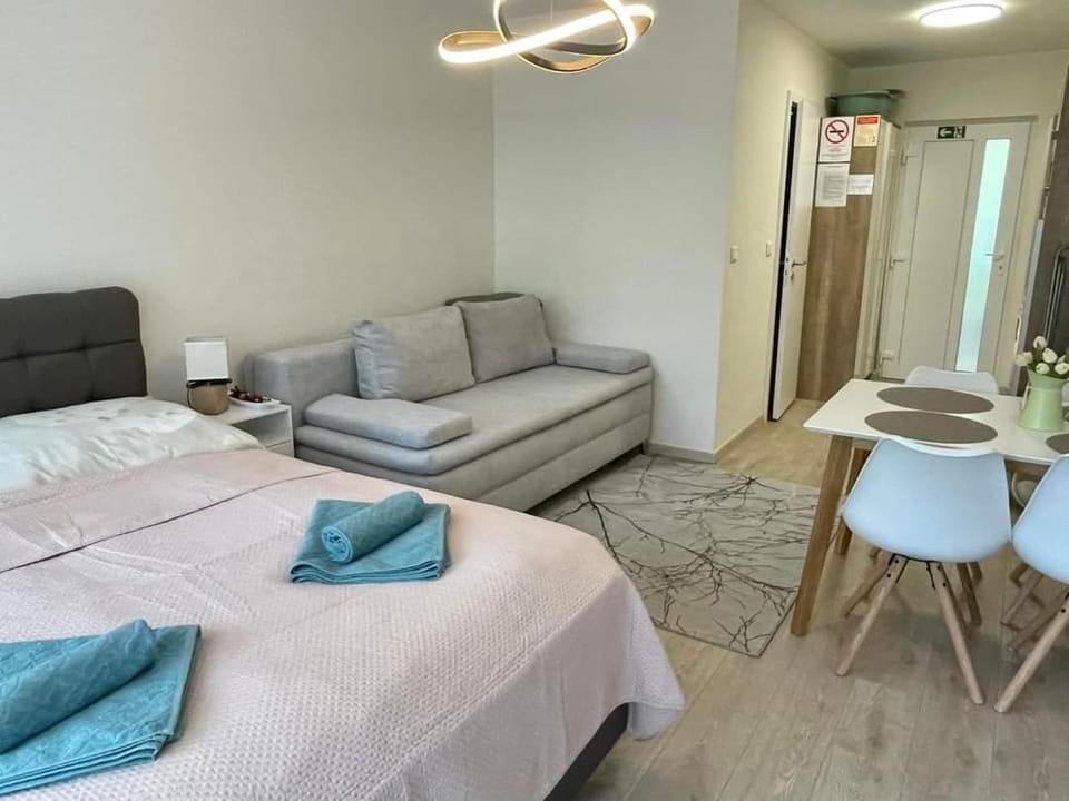 Living room, Dining area, Bedroom