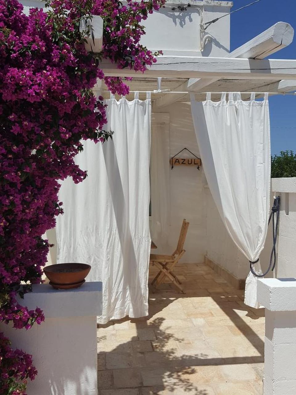 Patio, Day