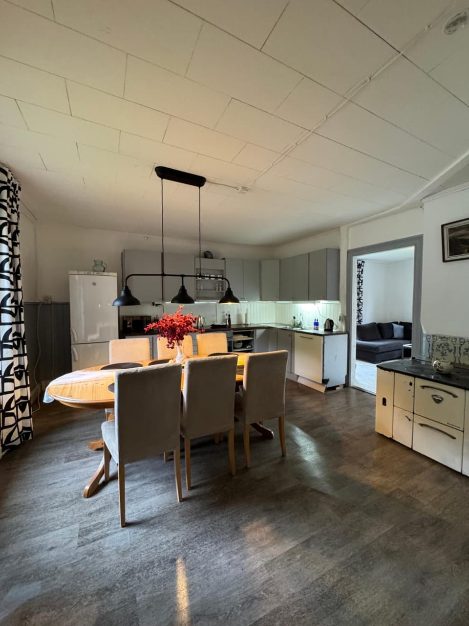 Coffee/tea facilities, Kitchen or kitchenette, Dining area, microwave, oven, pet friendly