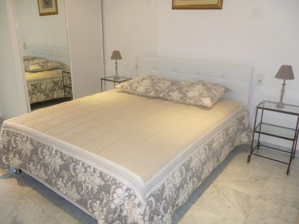 Balcony/Terrace, Photo of the whole room, Mountain view