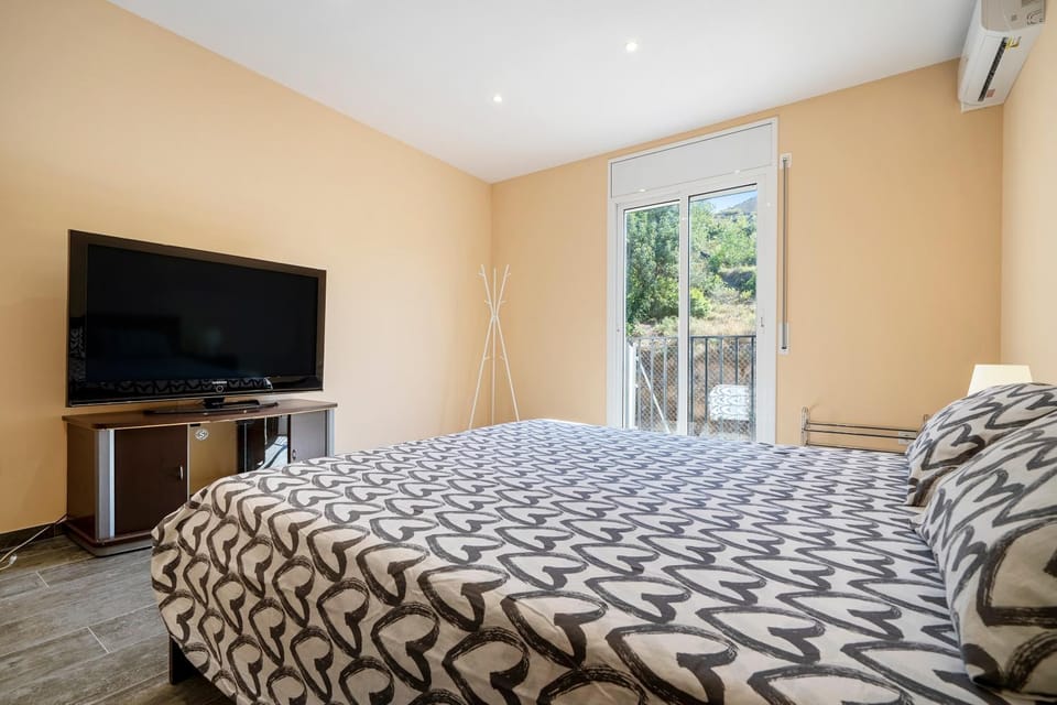 Living room, Bedroom