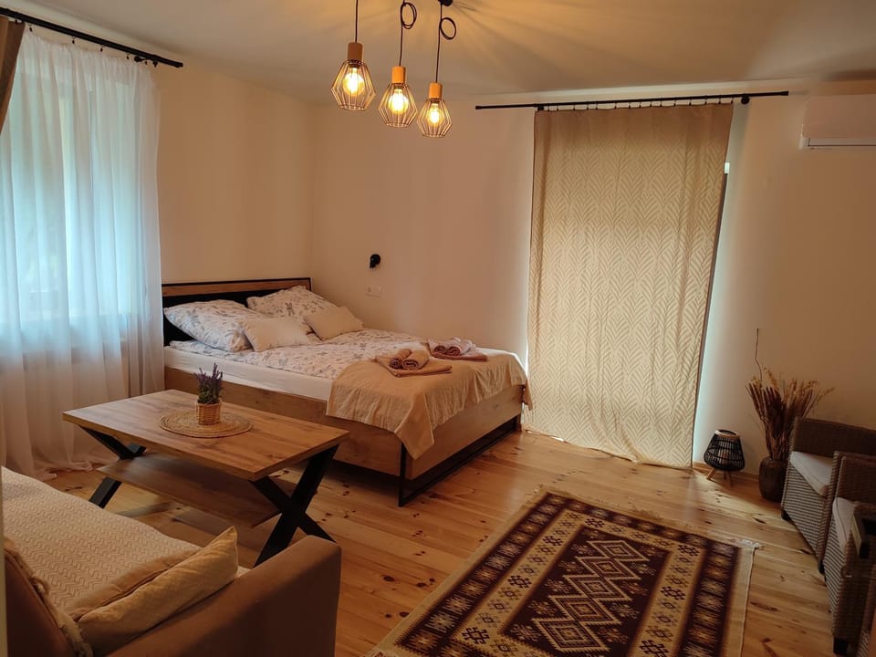 Living room, Bedroom