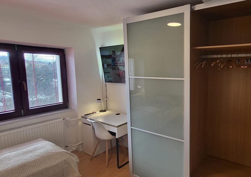 Photo of the whole room, wardrobe