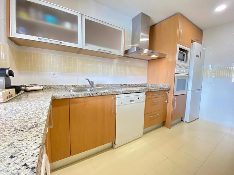 Kitchen or kitchenette, dishwasher, minibar, pet friendly, stove