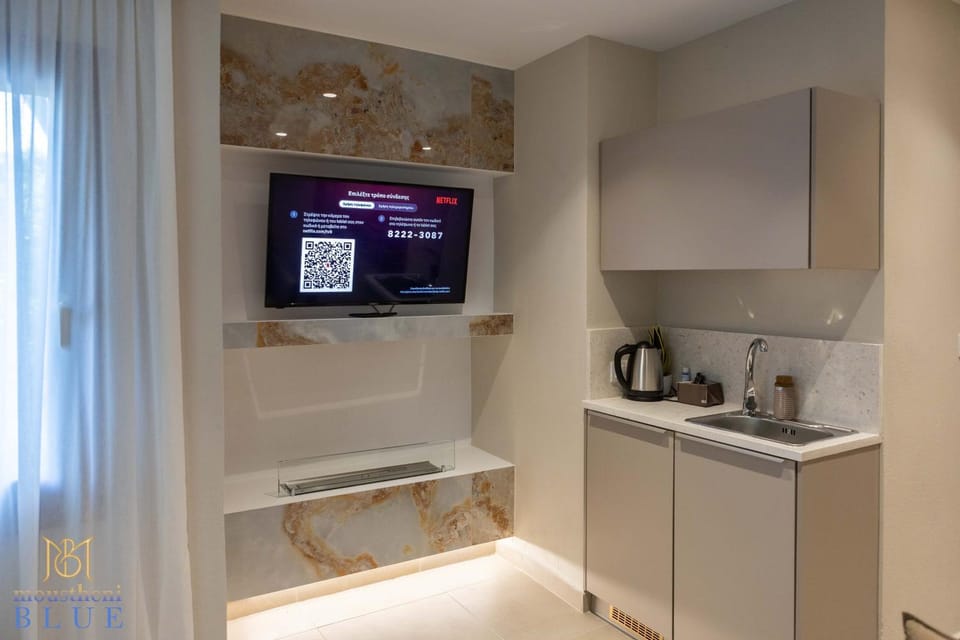TV and multimedia, Coffee/tea facilities, Kitchen or kitchenette