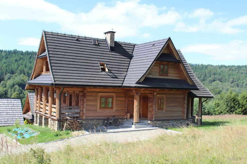 Property building, Natural landscape, Mountain view