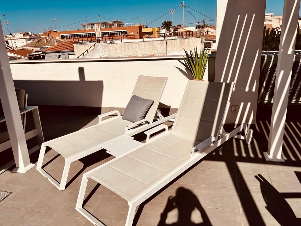 Air-conditioned Elisa Apartment with spacious sunroof lounge and swimming pool Apartment in Santiago de la Ribera