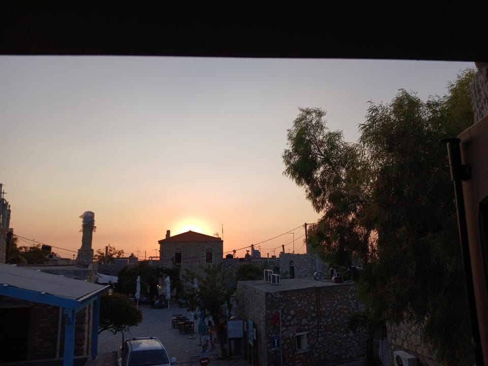 Avgonima Family's Rooms I House in Decentralized Administration of the Aegean