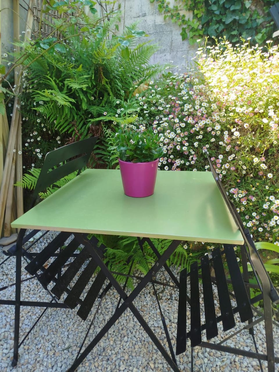 La Petite Maison Rose House in Paimpol