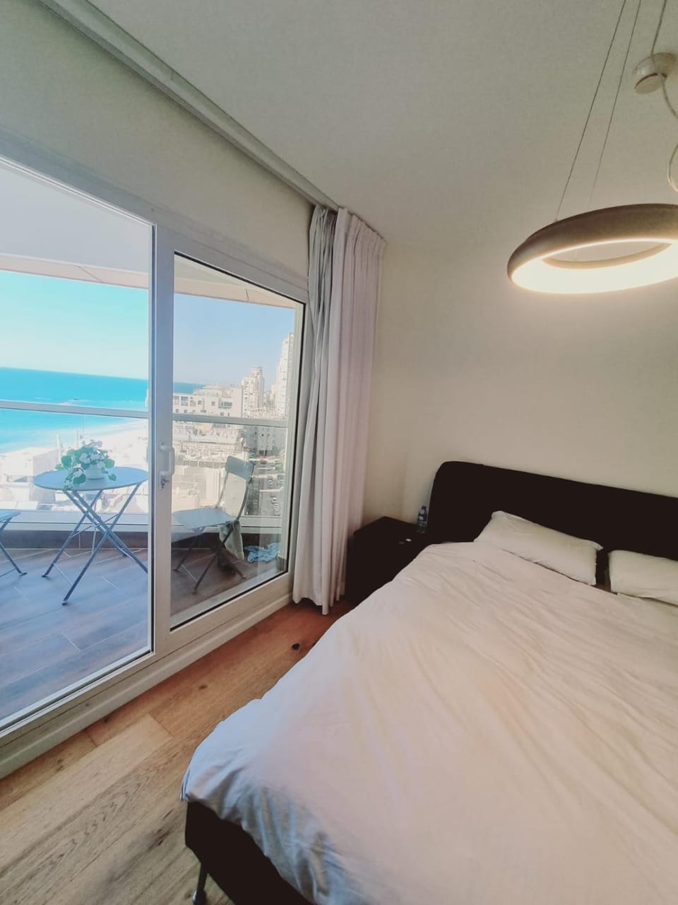 Bed, Bedroom, Sea view