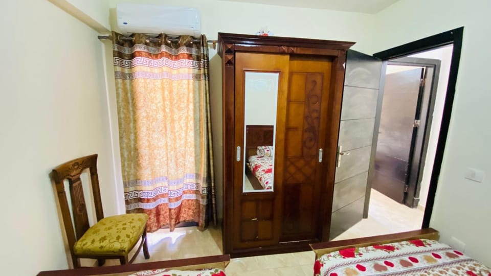 wardrobe, air conditioner, air conditioner