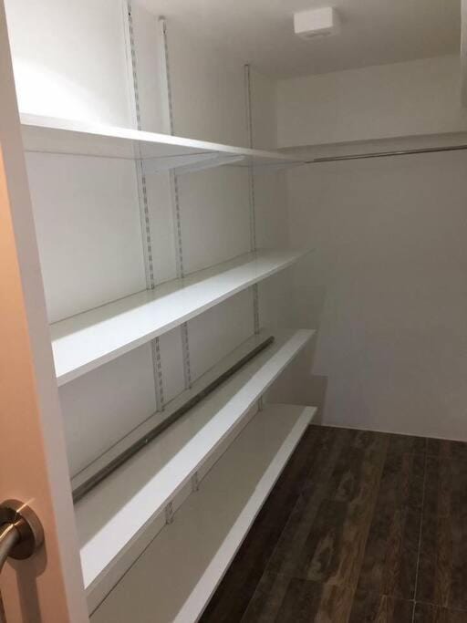 Renovated 2br 2tb Wifi/Netflix very near Mall QC Apartment in Quezon City