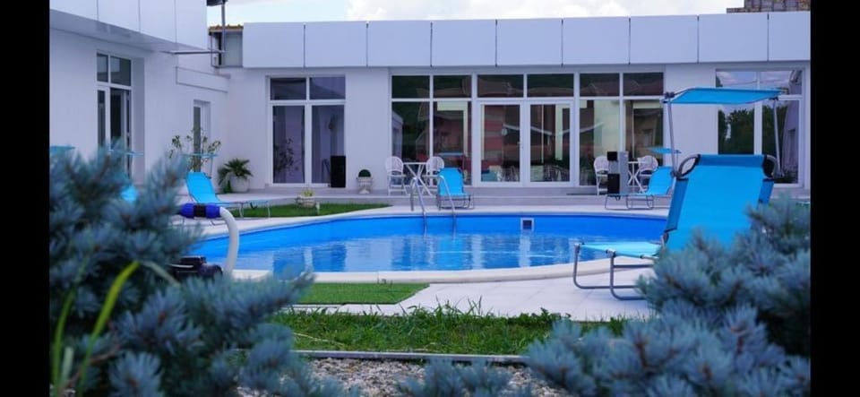 Garden view, Pool view, Swimming pool