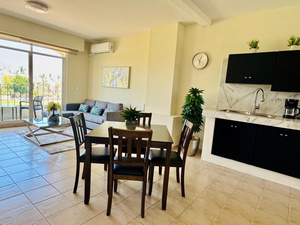 Kitchen or kitchenette, Living room, Dining area
