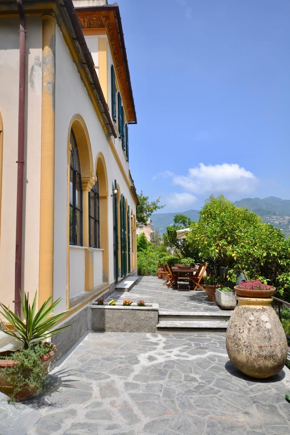 Property building, Day, Garden, Garden view