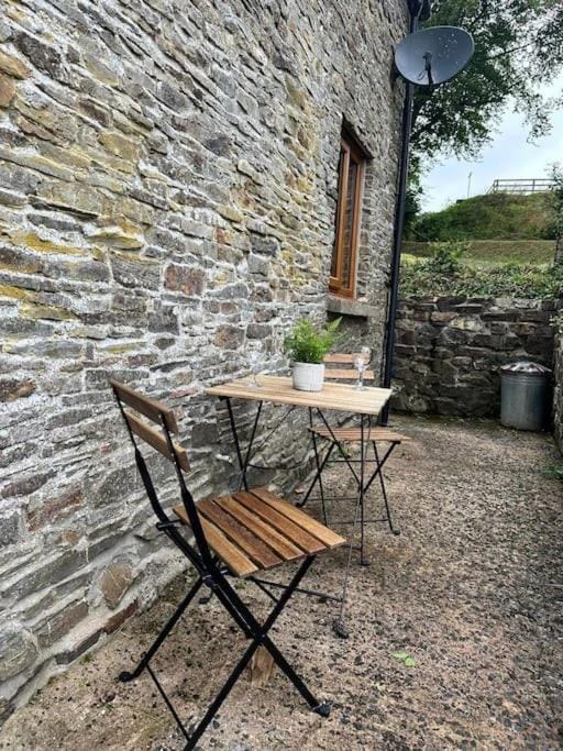 Patio, Dining area