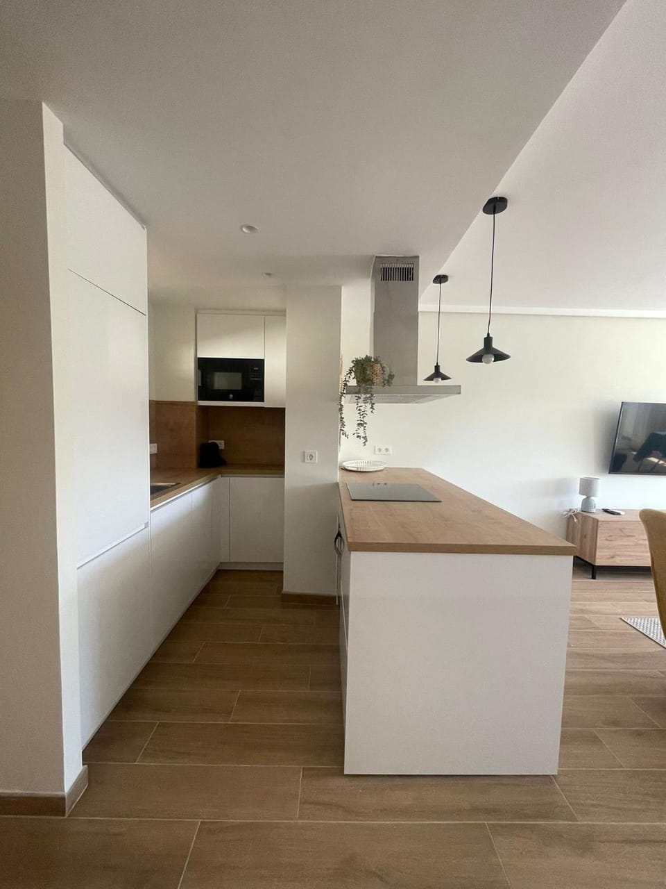 Kitchen or kitchenette, minibar, pet friendly, stove