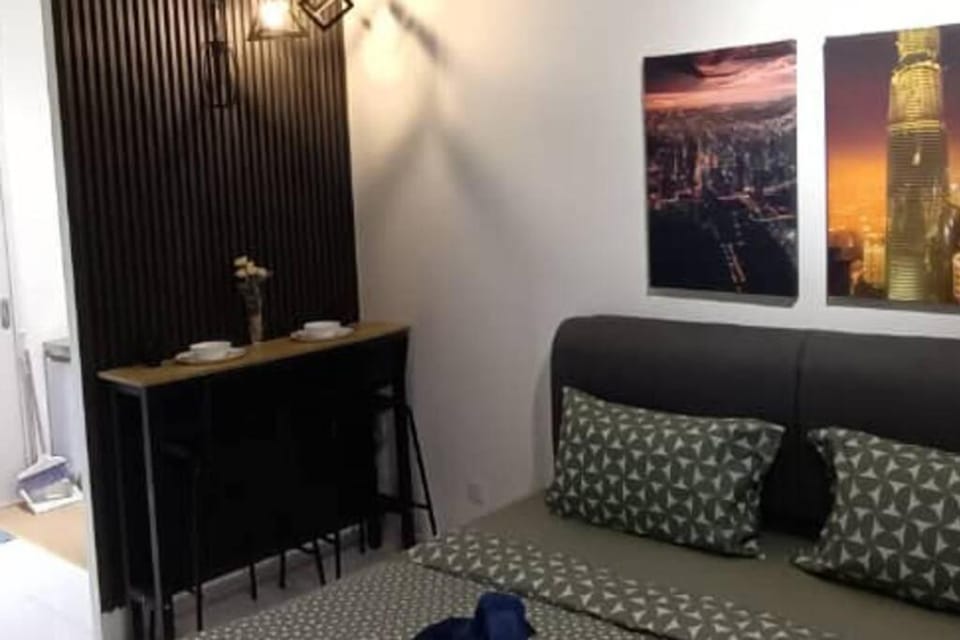 Sky Trees Nflix HBO Disney and Bukit Indah Apartment in Johor Bahru