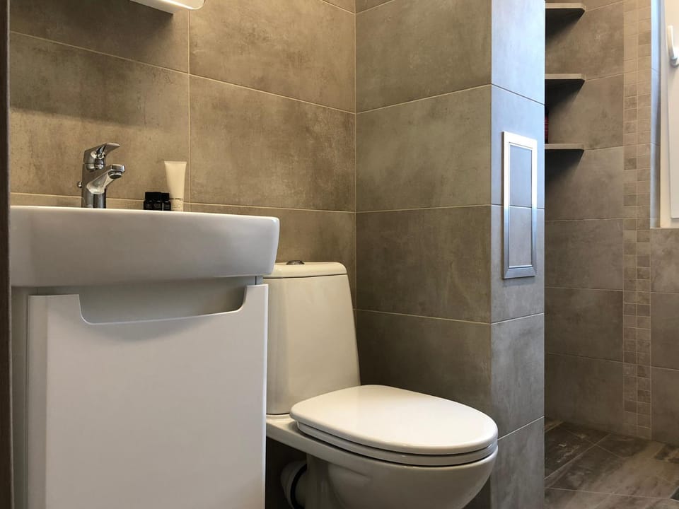 Toilet, Bathroom