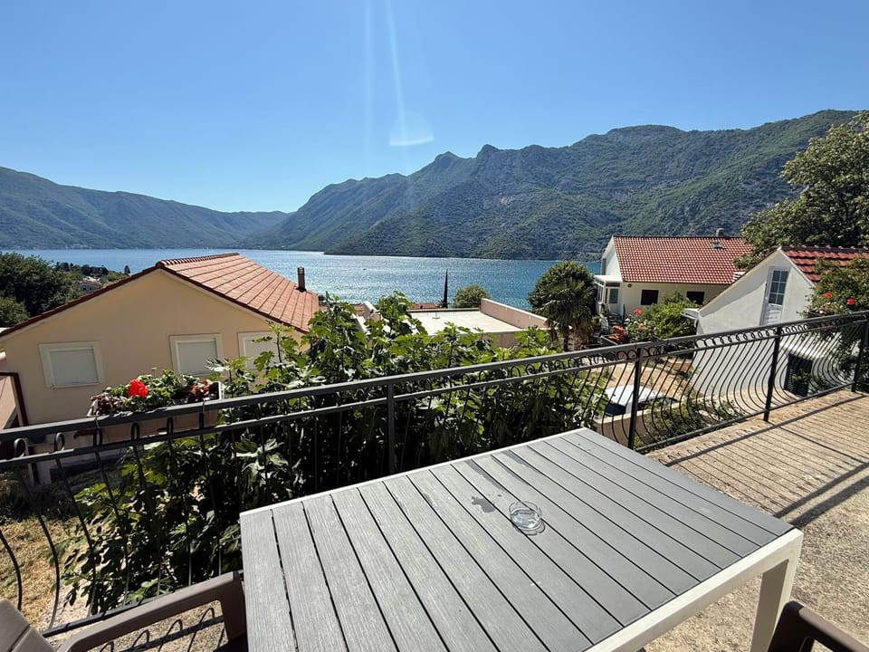 Risan house Apartment in Kotor Municipality