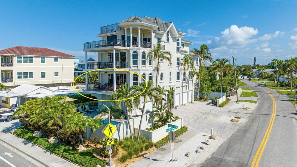 Villa Vista Mare - 675 House in Siesta Beach